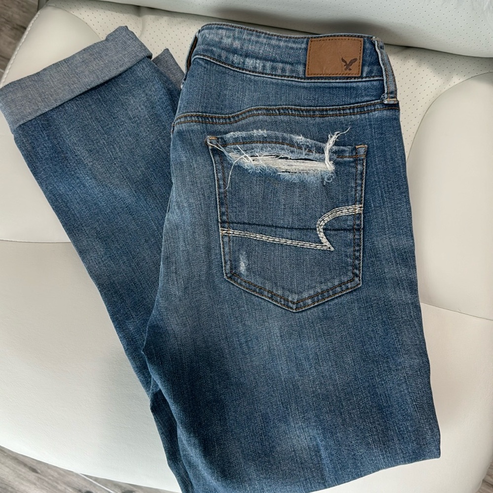 MUST SELL 🎉 American Eagle 🦅 Tomgirl Jeans